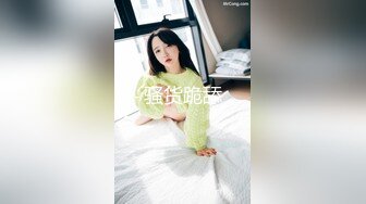 [MP4/ 1.05G]&nbsp;&nbsp;高跟丝袜露脸微SM，小骚逼的情趣性生活三个洞都可以玩，菊花塞肛塞，球玫瑰花，让小哥各种玩弄爆草