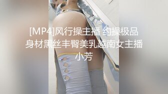 [MP4]【骚护士勾引住院伤患还在照顾他睡着的女友旁跟他刺激打炮根本专让人戴绿帽的绿茶婊一个】