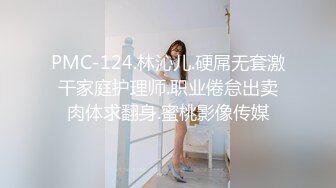 性感超短裙小女仆那牙刷自慰