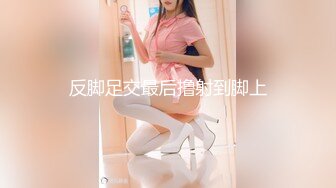 【自整理】练习瑜伽的苗条少女把紧身裤剪个破洞做一字马劈叉，这下不勒小逼了！【203V】 (131)