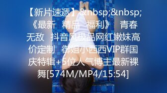 饱满巨乳-被情伤过的女人：哈哈哈真的有奶水，生过小孩，是少妇，生过小孩后我特别保养，去小学勾引那是犯法的丫。